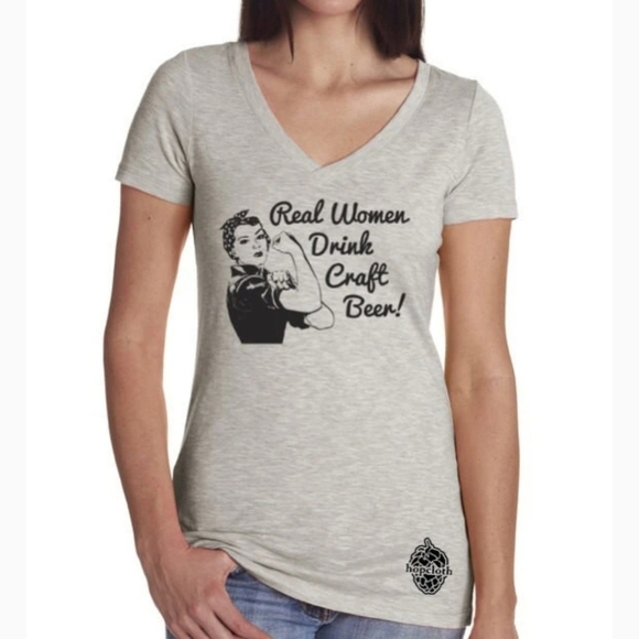 Real Women Drink Craft Beer hopcloth Graphic Tee - Picture 2 of 8